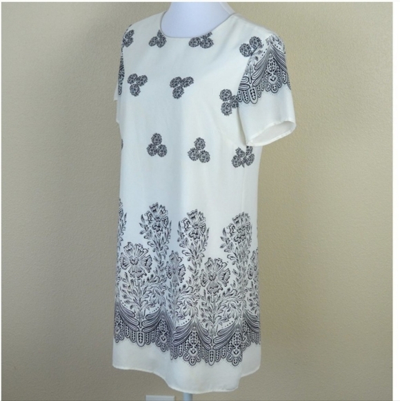 Lulu's Dress BUNDLE - M - Picture 4 of 16